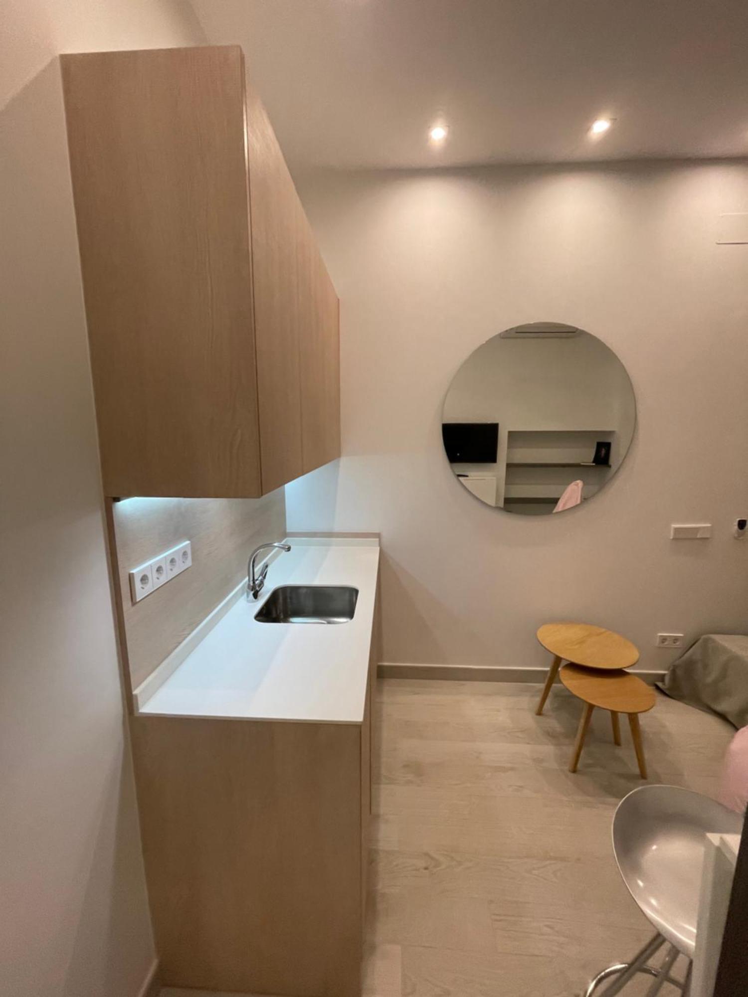 Casa De Huespedes Almirante Apartment Madrid